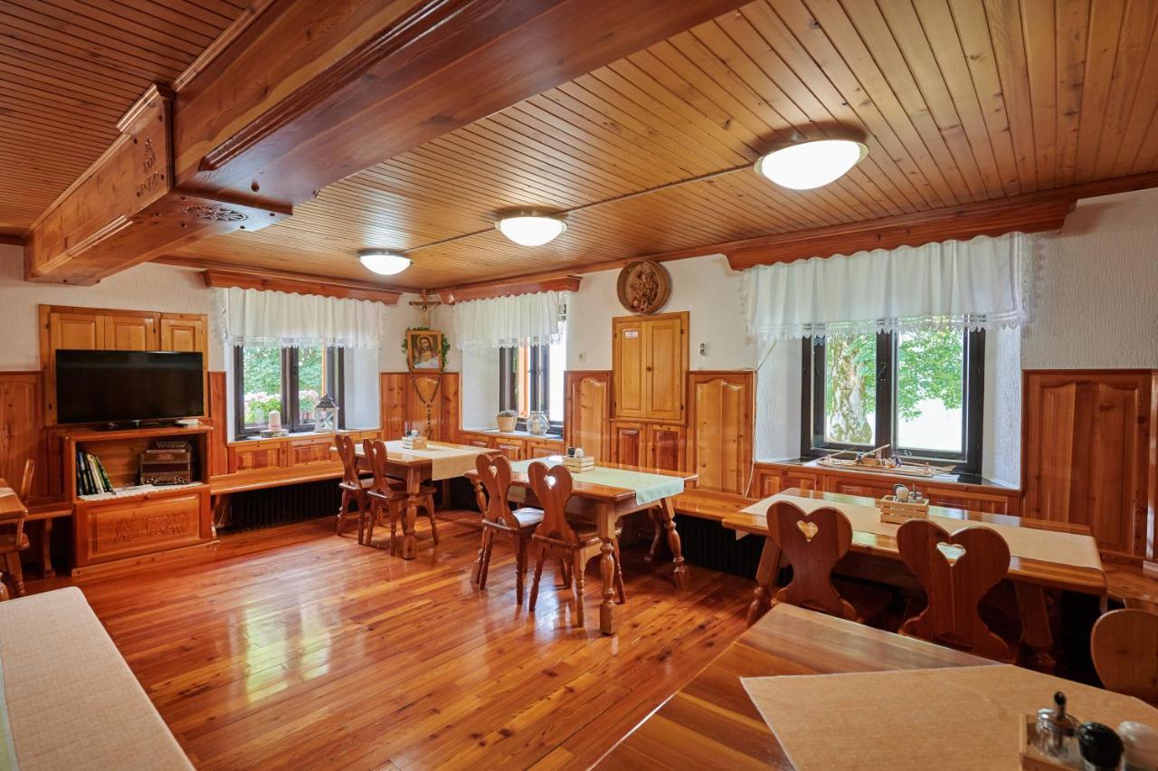 Farmstay&Glamping Visocnik Ljubno Exteriér fotografie